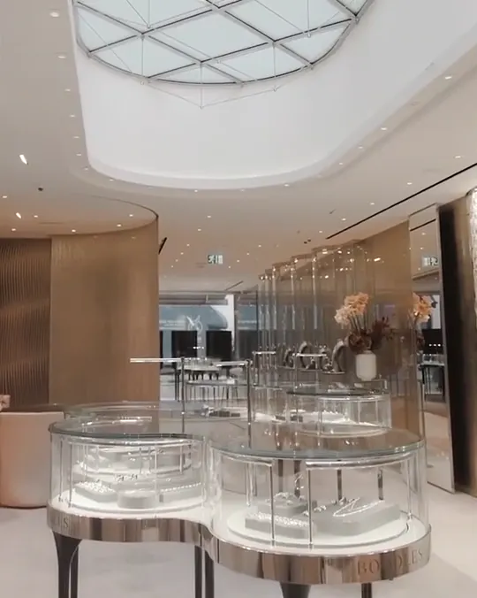Boodles New Bond Street — frame 1 of 5, directed by Ana Lario