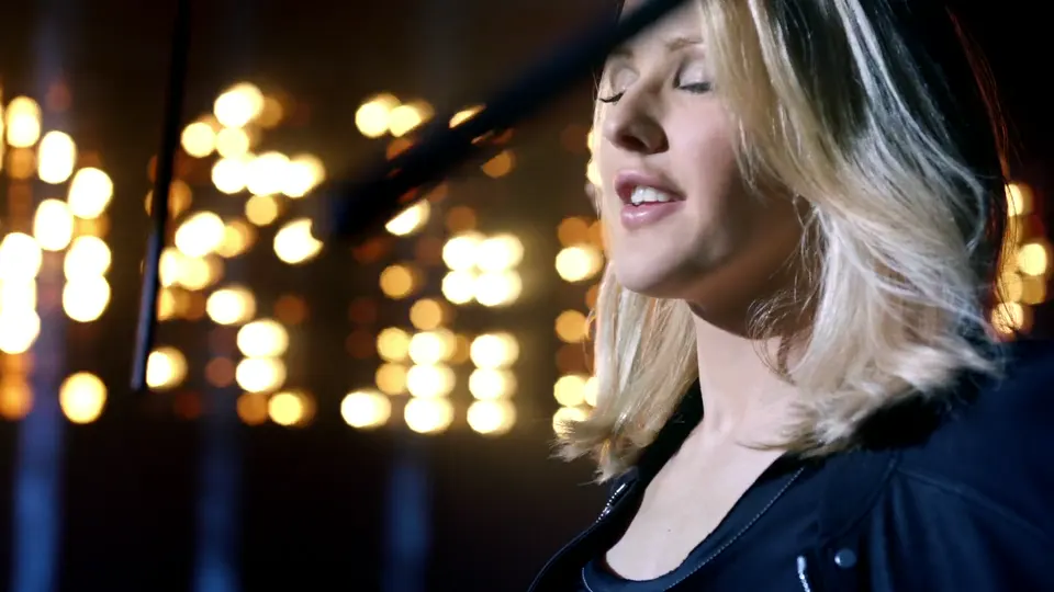 Pantene ‘Strong is Beautiful’ with Ellie Goulding — frame 3 of 4, directed by Ana Lario