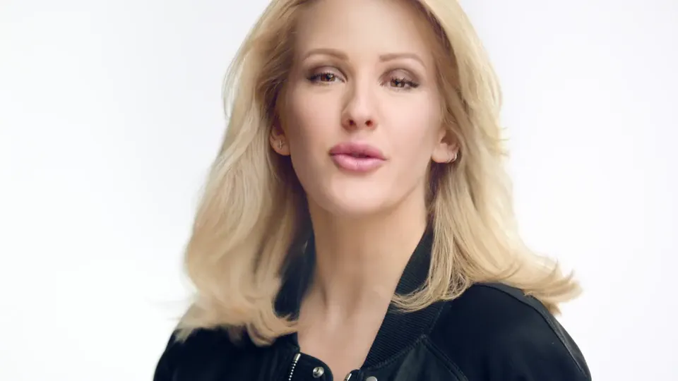 Pantene ‘Strong is Beautiful’ with Ellie Goulding — frame 4 of 4, directed by Ana Lario