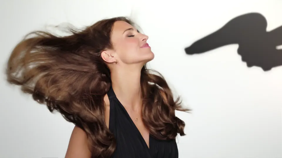 Pantene ‘My Hair Story’ with Paula Echevarría — frame 2 of 6, directed by Ana Lario